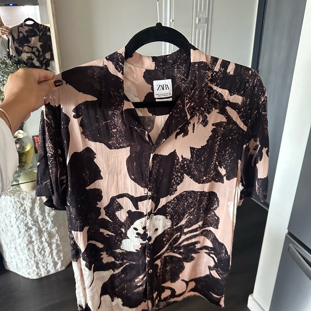 zara button down - Picture 3 of 3